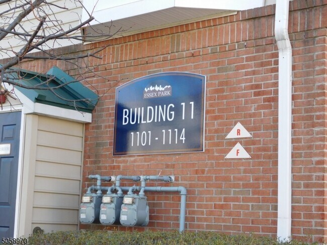 Foto del edificio - 1104 Hamilton St