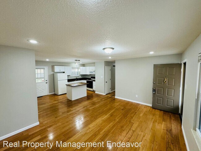Building Photo - 3 br, 2 bath House - 10572 Boylston Dr