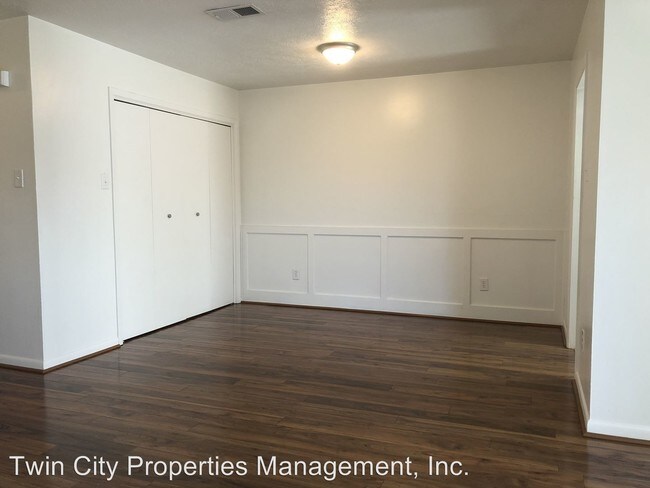 Building Photo - 2414 Pecan Ridge Dr