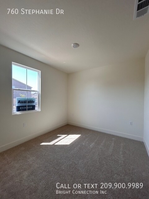 Foto del edificio - 760 Stephanie Dr