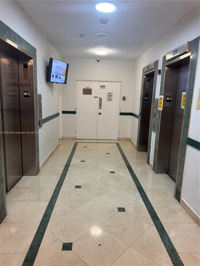 Foto del edificio - 1301 NE Miami Gardens Dr