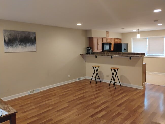 Building Photo - 9501 Sumac Rd