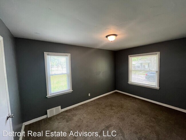Building Photo - 3 br, 1 bath House - 7409 Brace