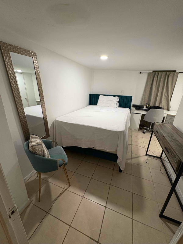 Building Photo - 779 Lake St Building Photo - 779 Lake St