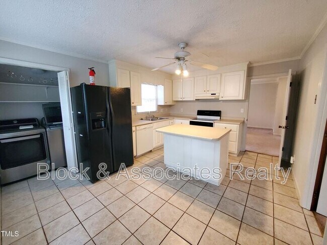 Foto del edificio - 1057 Dunsford Pl