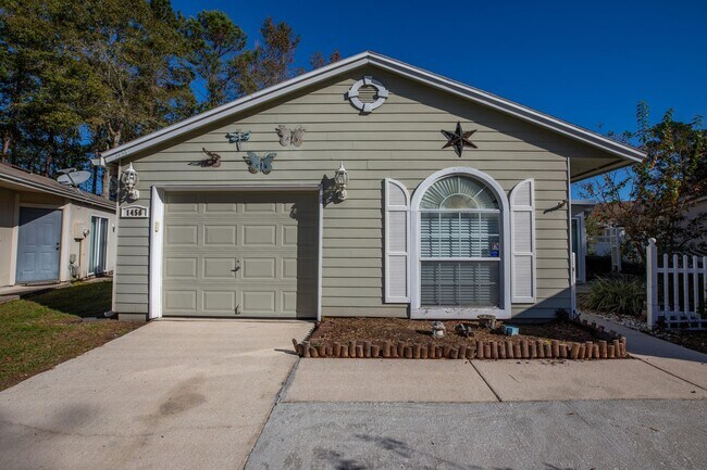 HIllcrest - HIllcrest House