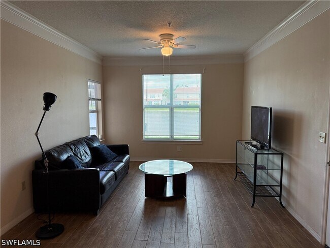 Building Photo - 11540 Villa Grand