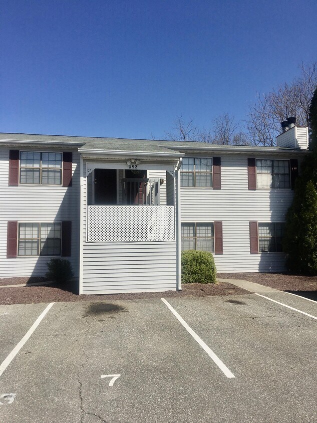 1192 Homestead Garden Ct, Forest, VA 24551 Townhouse for Rent in