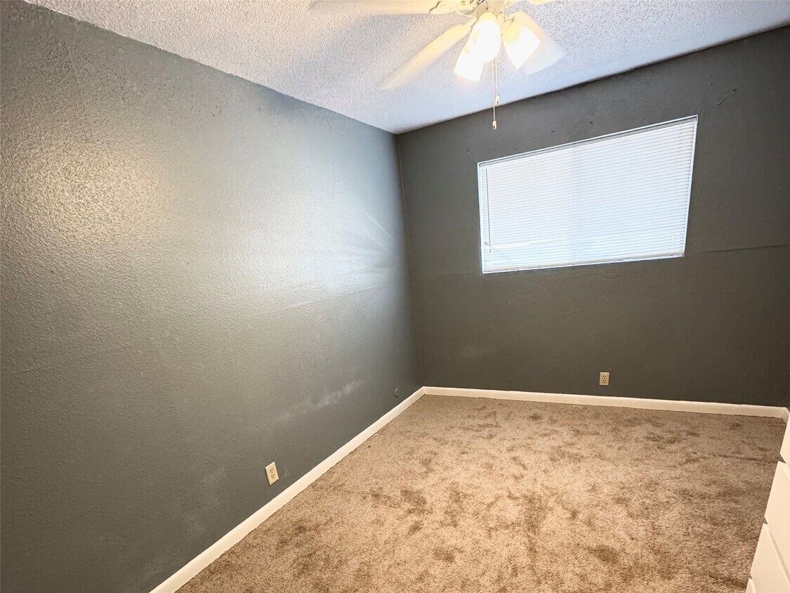 Foto del edificio - 11002 Hammerly Blvd