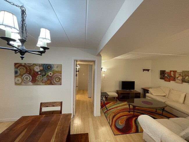 Foto del edificio - 5 Bayard Rd