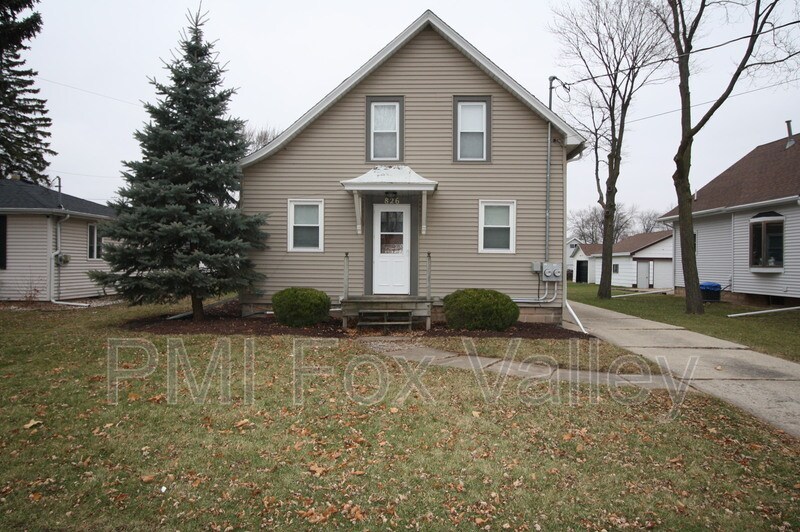 826 Tayco St, Menasha, WI 54952 Condo for Rent in Menasha, WI
