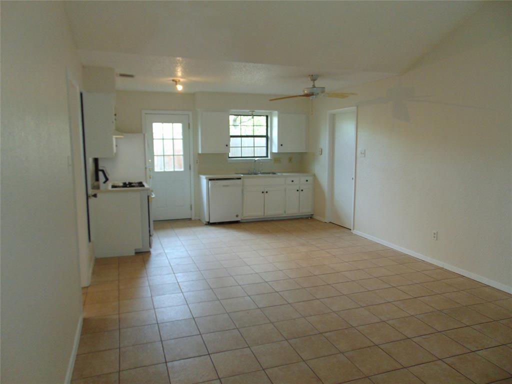 Building Photo - 6501 Bradsher Dr