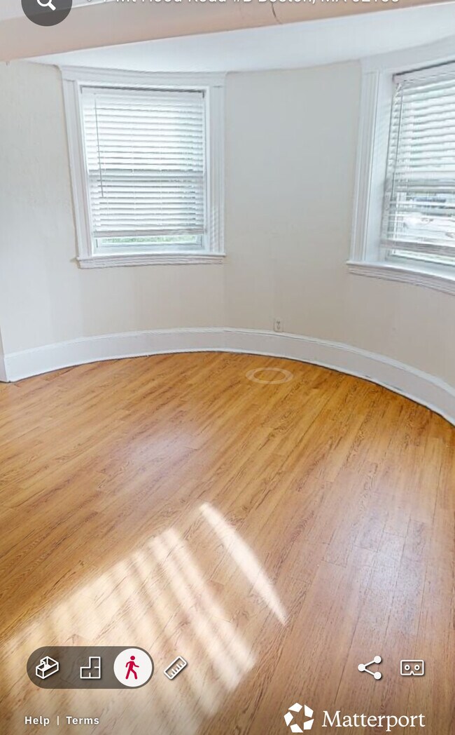 Building Photo - 14 Mount Hood Rd