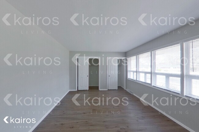 Foto del edificio - 2543 Pontchartrain Dr