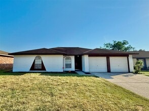 Building Photo - 5850 Fallengate Dr