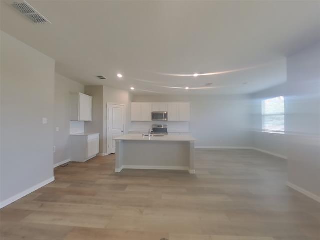 Foto del edificio - 268 Jenkinson Dr