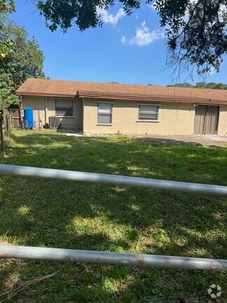 Building Photo - 1475 Bennett Rd