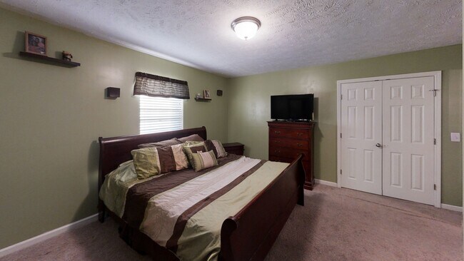 dormitorio 2 - 1113 Shire Dr