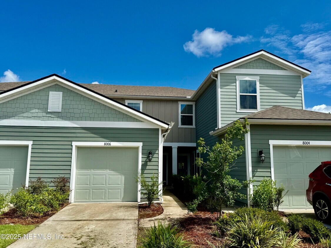 Foto principal - 8006 Echo Springs Rd