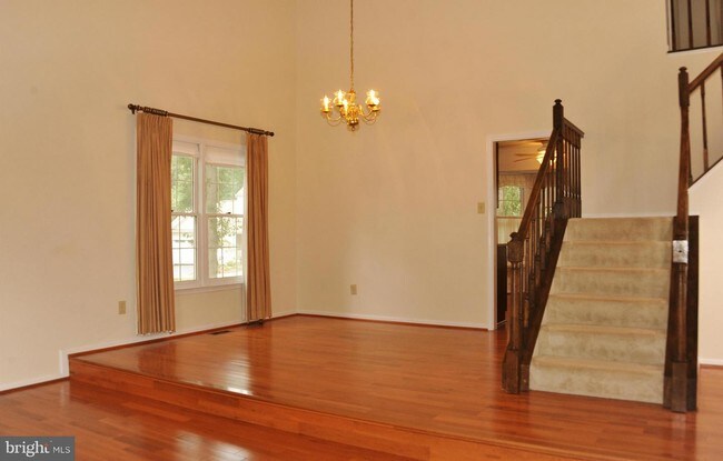 Building Photo - 8659 Pohick Forest Ct