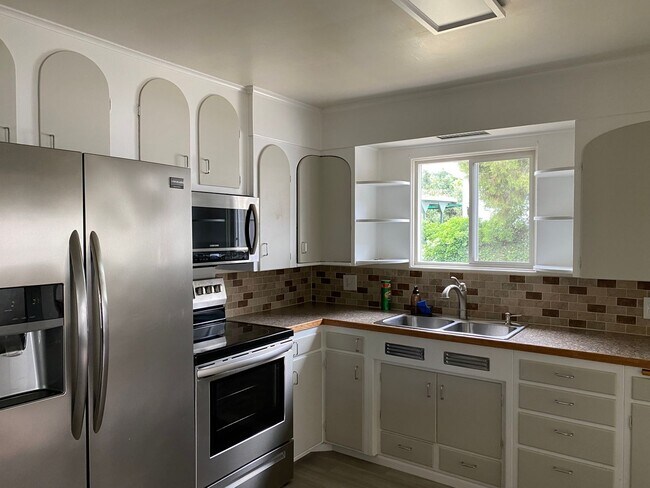 Foto del edificio - 3 Bedroom 1 Bath Hucrest Home