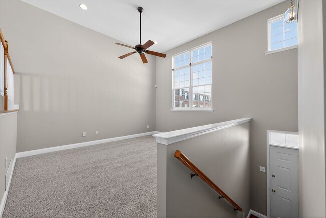 Foto del edificio - Gorgeous Recently Renovated 3 BR, 2.5 Bath Conshohocken Townhome!