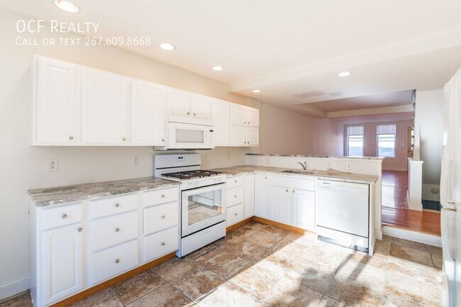 Building Photo - Two Bed East Passyunk Townhouse