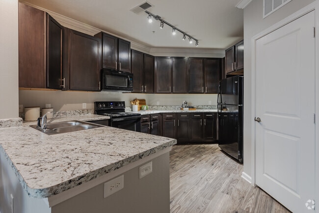 Interior Photo - Atlantic on the Avenue