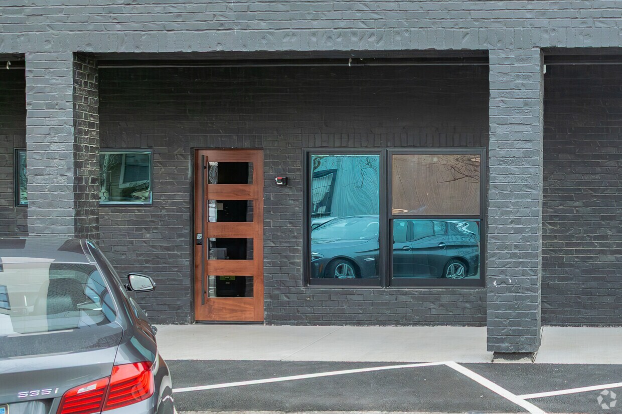 Entrada - 1455 34th St