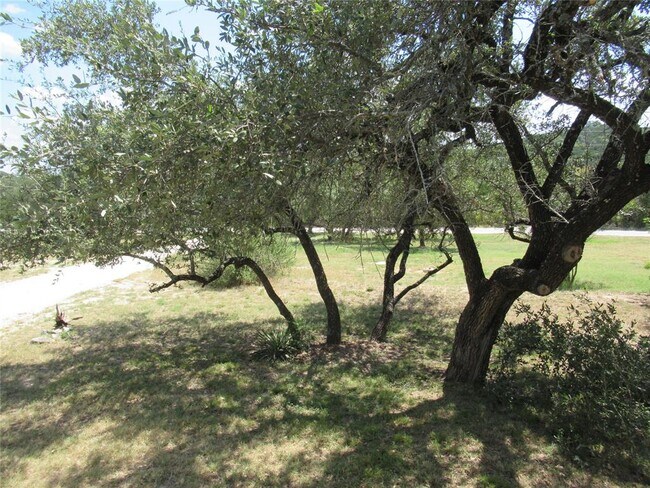 Foto del edificio - 10620 Deer Canyon Rd