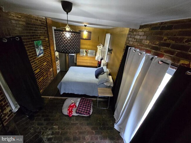 Foto del edificio - 1504 W Cumberland St
