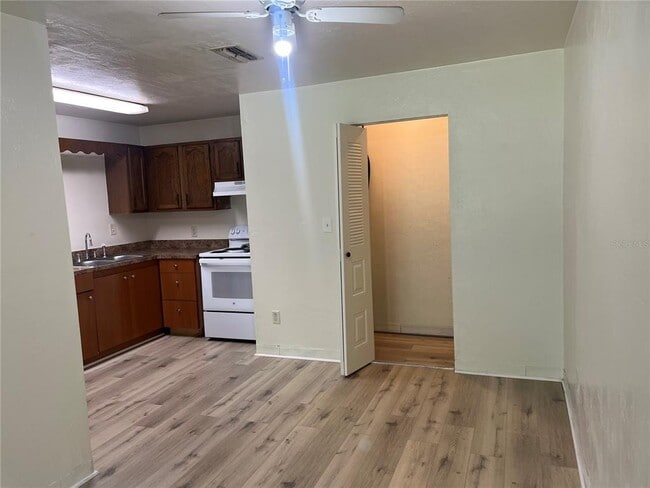 Building Photo - 2521 NW 57th Pl