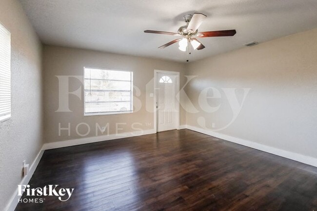 Foto del edificio - 2121 NW 28th Terrace