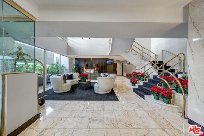 Foto del edificio - 1131 Alta Loma Rd