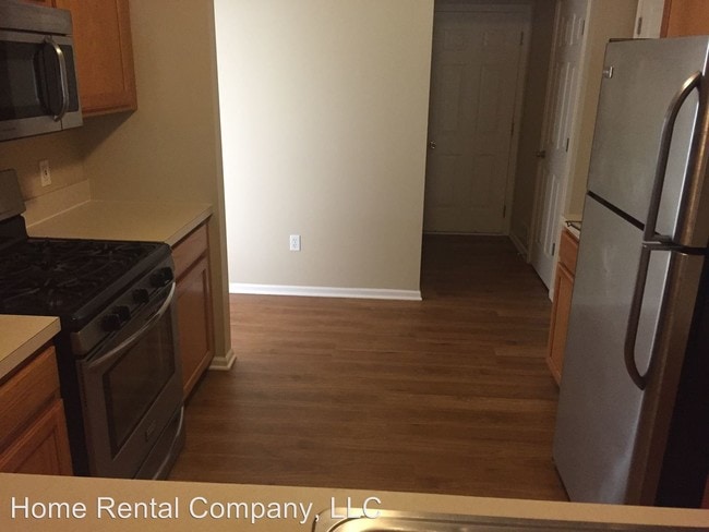 Building Photo - 3285 Park Ridge Ln NE