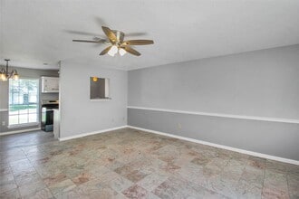 Building Photo - 12702 Gotham Dr