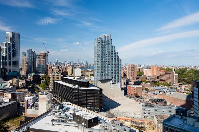 Building Photo - 333 Schermerhorn Street