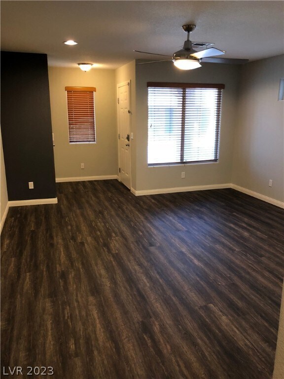 Foto del edificio - 6061 Aripeka St