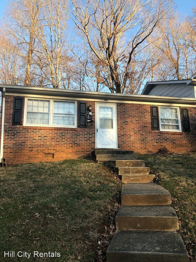 Primary Photo - 2 br, 1 bath House - 1020 Moseley Drive