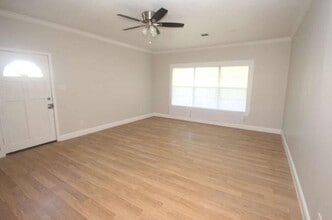 Building Photo - 422 Tennessee St