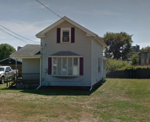 Foto principal - 708 W 1st St