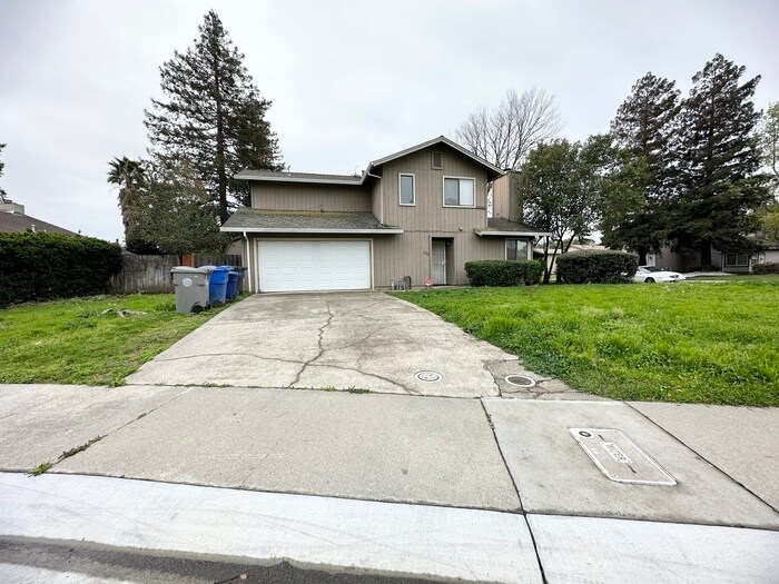 Primary Photo - 3/2.5 Duplex in the Northgate-Natomas Area...