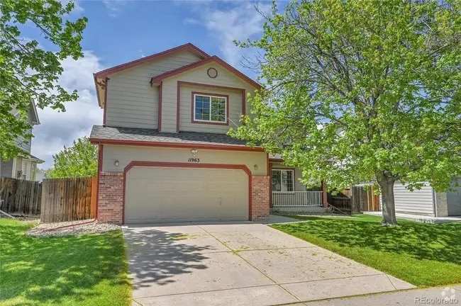 Building Photo - 11963 Dahlia Dr