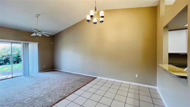 Foto del edificio - 14772 Laguna Beach Cir