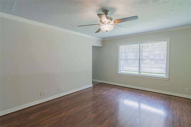 Foto del edificio - 731 Columbia St