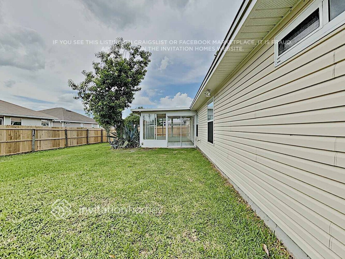 Foto del edificio - 11190 Wyndham Hollow Ln