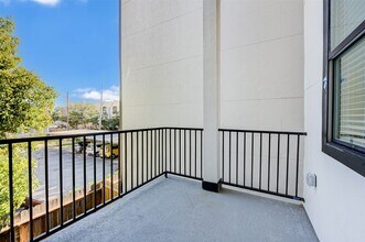 Building Photo - 1823 Prospect St