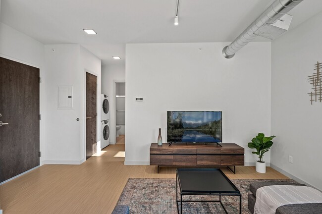 Interior Photo - Montgomery Place