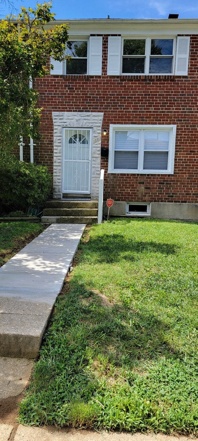 Building Photo - 4883 Melbourne Rd