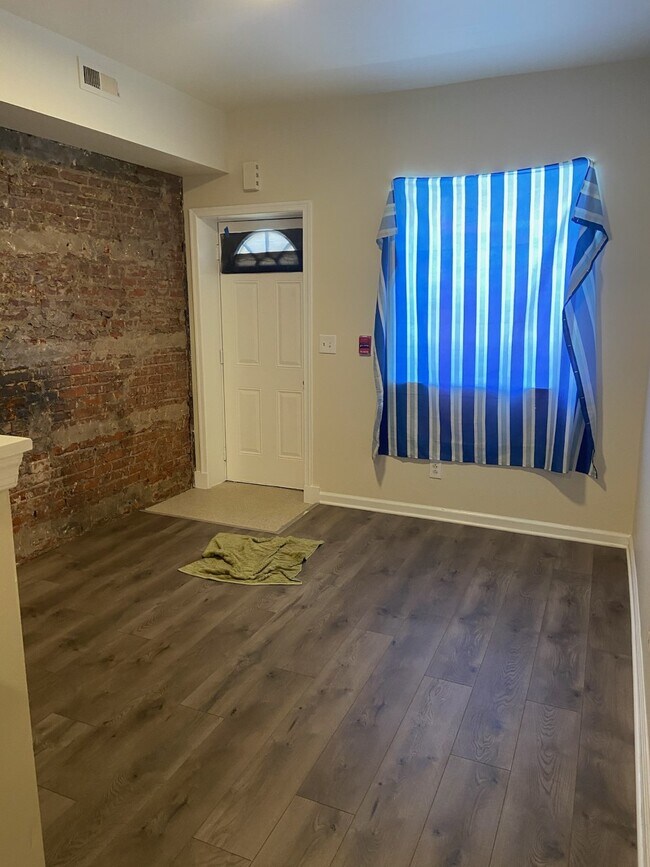 Foto del edificio - 3174 Richmond St